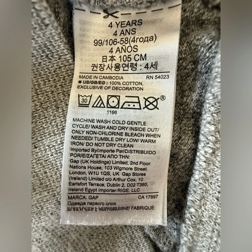 GAP baby crewneck